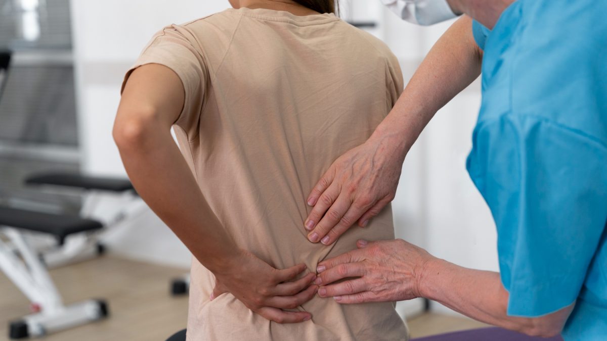 can-chiropractor-treat-scoliosis